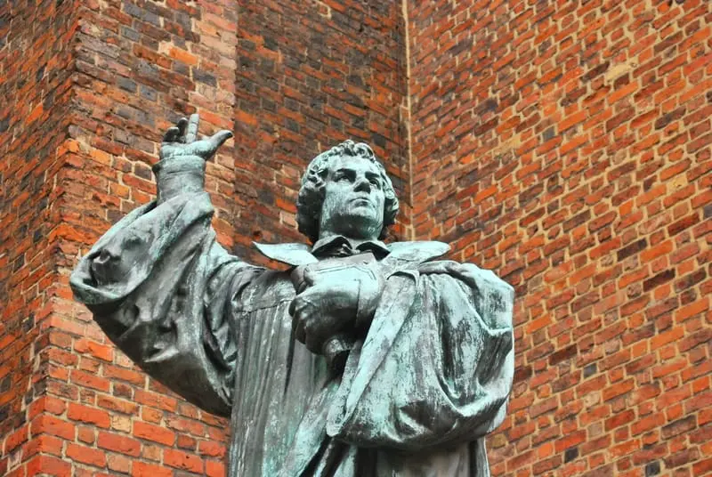 Featured image for “Martti Luther on Facebookissa”