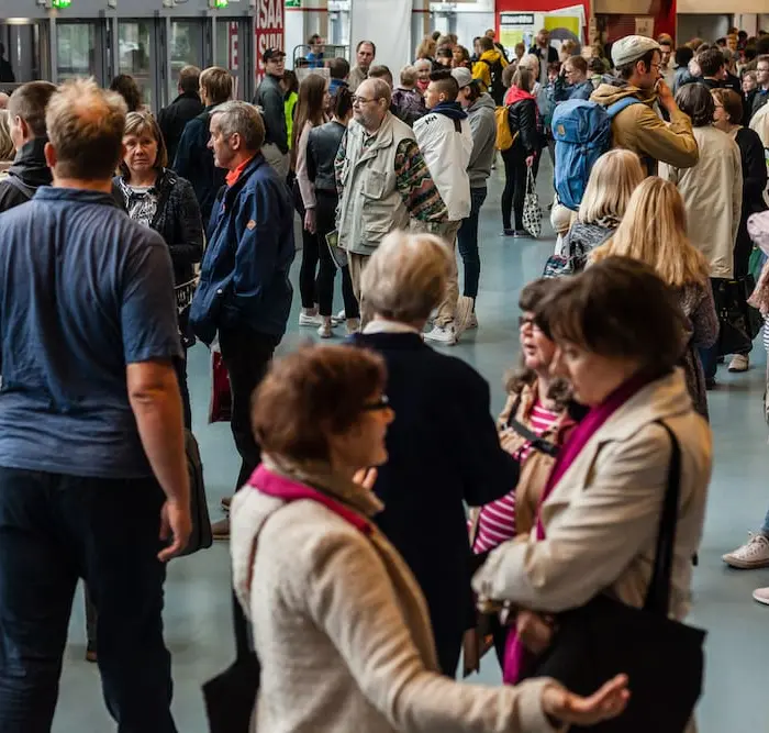 Featured image for “Evankeliumijuhla kokosi Helsingin Jäähallin lähes täyteen”