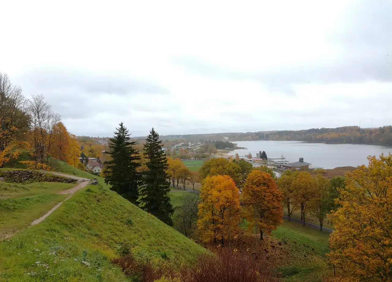 Featured image for “Hän säät ja ilmat säätää”