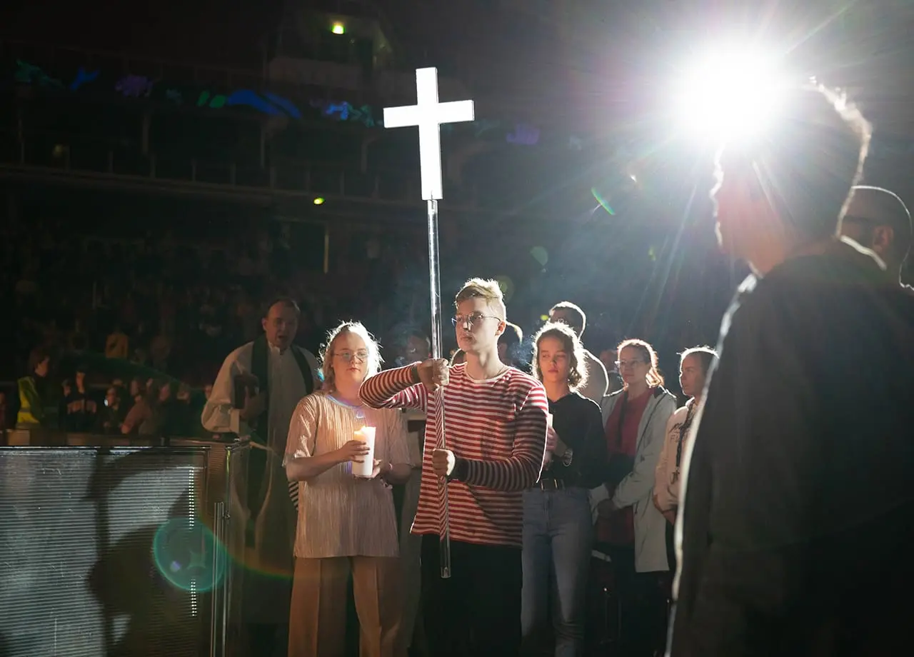 Featured image for “Maata Näkyvissä -festarit kokosi 17 500 nuorta Turkuun”