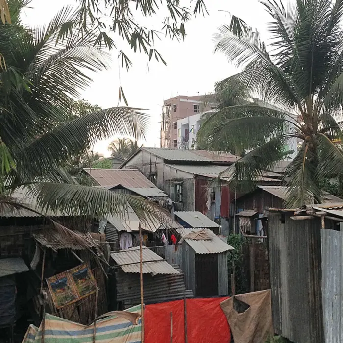 Featured image for “Vallankaappaus Myanmarissa: Sleyn lähetit turvassa”