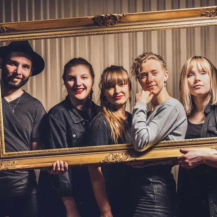 Featured image for “Yhdessä soitetut ja lauletut hetket soivat kauniisti”