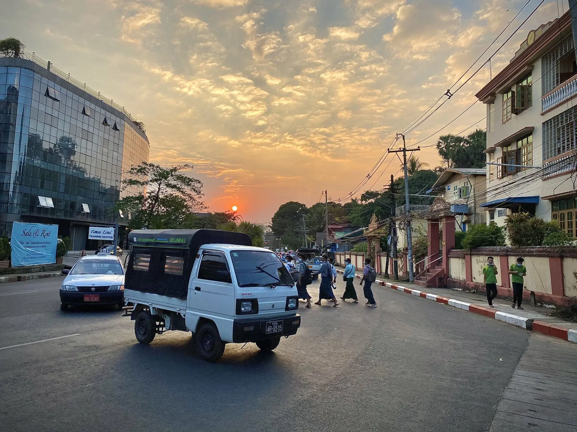 Featured image for “Lähetys täysi-ikäisessä maailmassa”