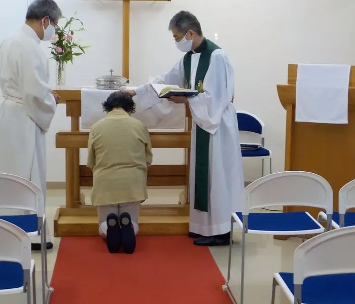 Featured image for “Muuttuuko kaste nimeamisseremoniasta lähetystyön kautta?”