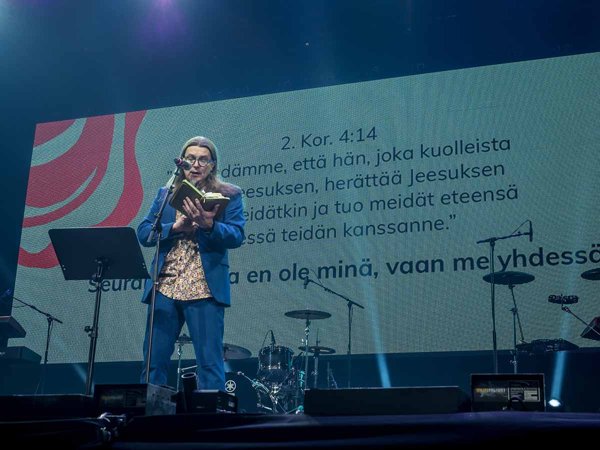 Featured image for “Maata Näkyvissä -festarit loistivat valoa marraskuuhun”