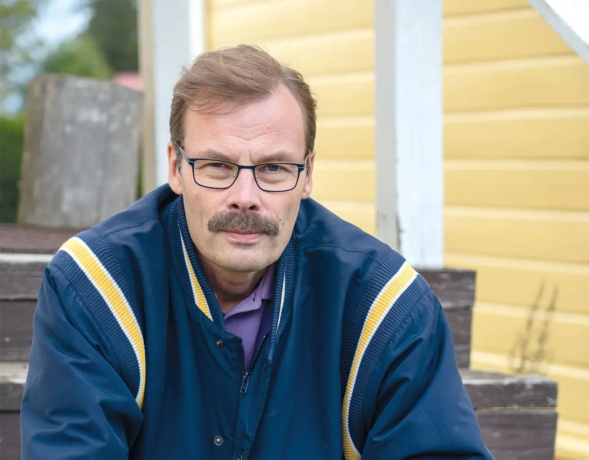 Featured image for “”Jos tietäisitte, mitä on pressun alla, nämä bileet olisi ohi” ”