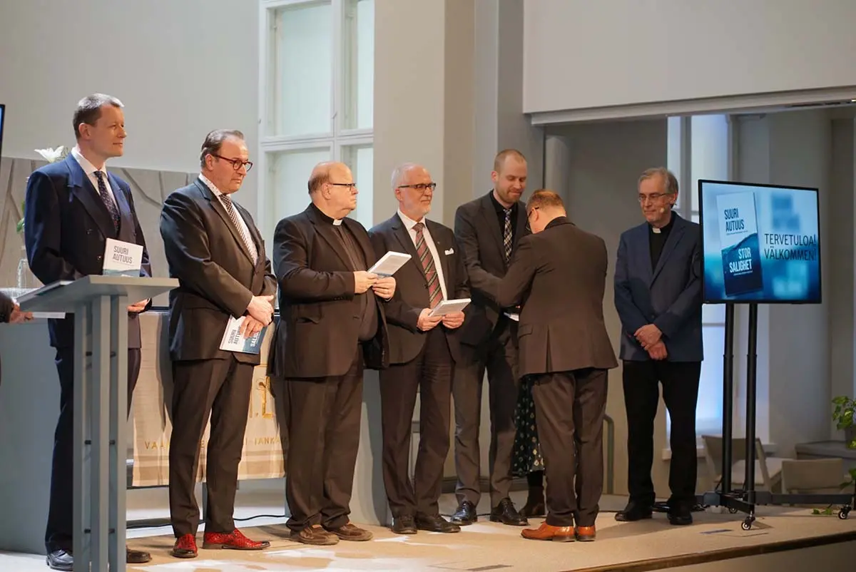 Featured image for “Suuri autuus -juhlakirja julkaistiin Helsingissä”