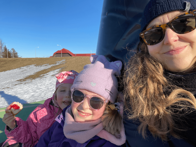 Featured image for “Viestejä Virosta”