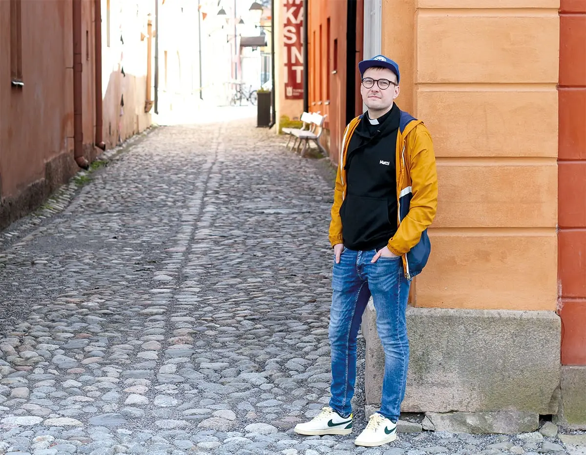 Featured image for “Pastori Matti Hernesaho: ”Jeesus ei ole teinipojille mikään vitsi””