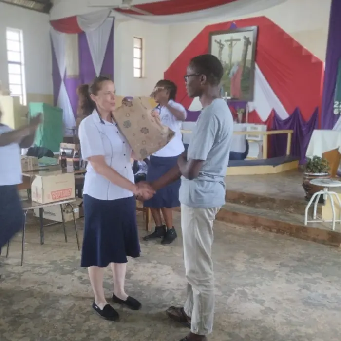 Featured image for “Kenttäkierroksen kohtaamisia”