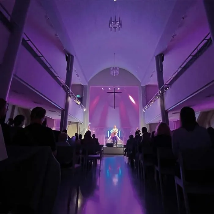 Featured image for “🔒 Tuli kirkkoon ateisti ja monisuhteinen”