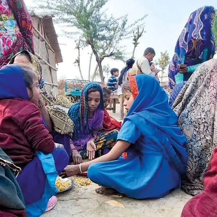 Featured image for “”Yksi vartioi kiväärin kanssa, kun toinen saarnasi evankeliumia””