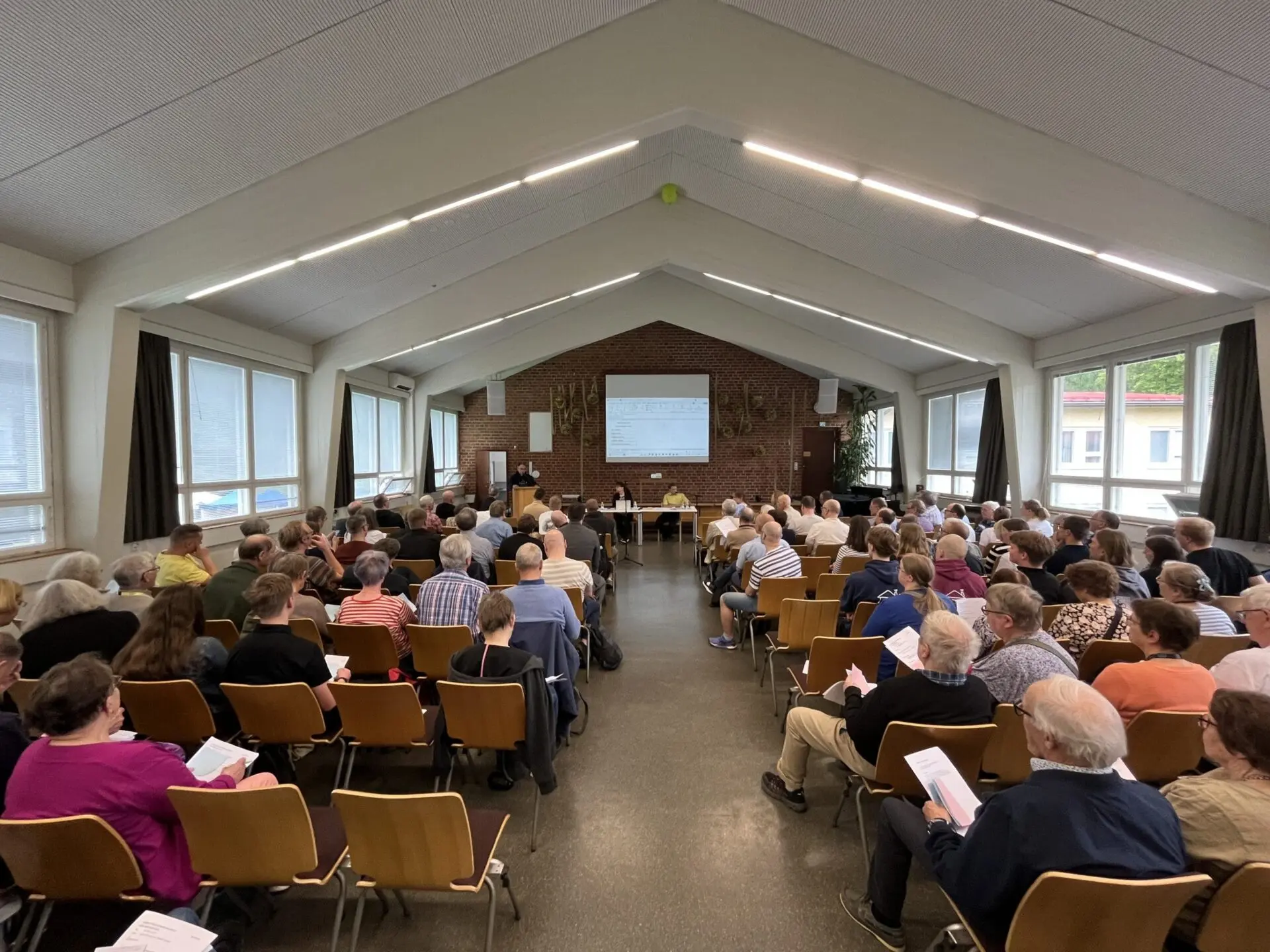 Featured image for “Sleyn kesän jäsenkokous: uusi hallitus koossa”