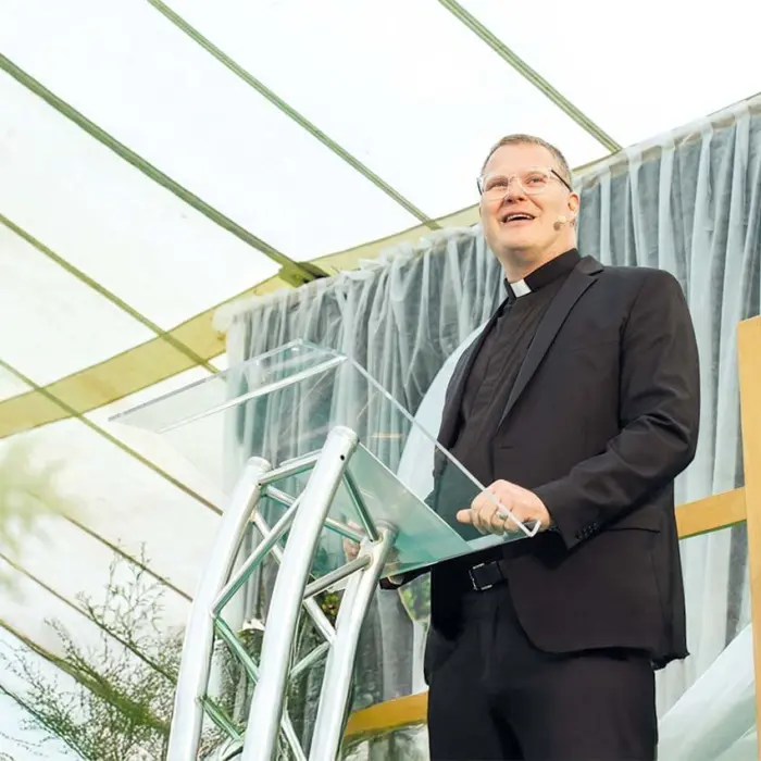 Featured image for “🔒 ”Nyt tarvitaan rohkeutta””