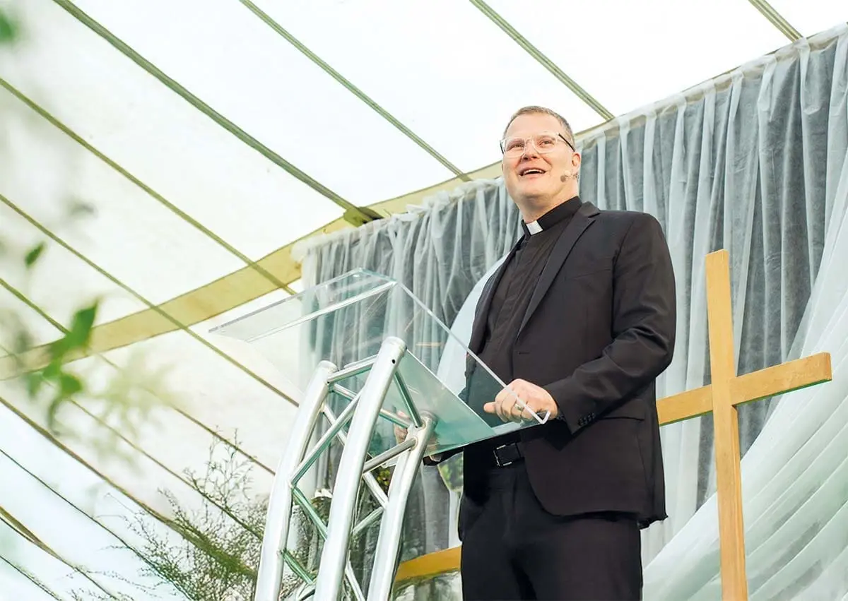 Featured image for “🔒 ”Nyt tarvitaan rohkeutta””