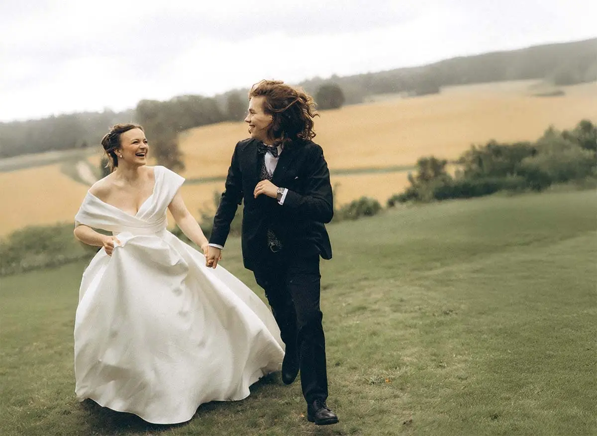 Featured image for “🔒 Hersonista Helsinkiin”