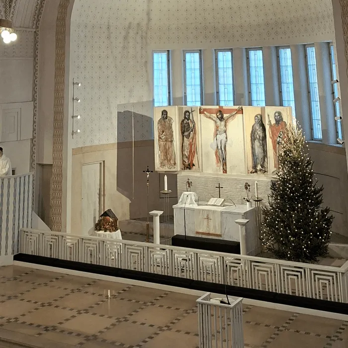 Featured image for “Vanhasta vuodesta uuteen”